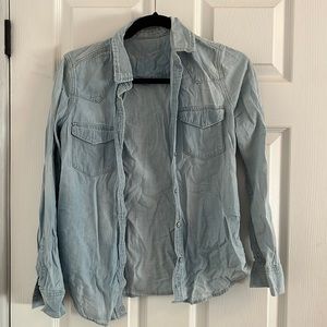 Gap. Size small. Denim fitted button down. Great condition